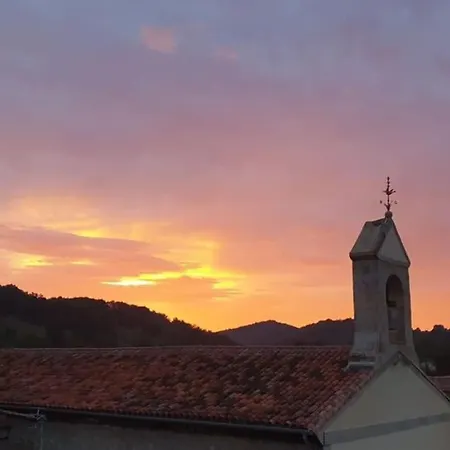 Ferienhaus Chaleureuse Maison Avec Jacuzzi *
