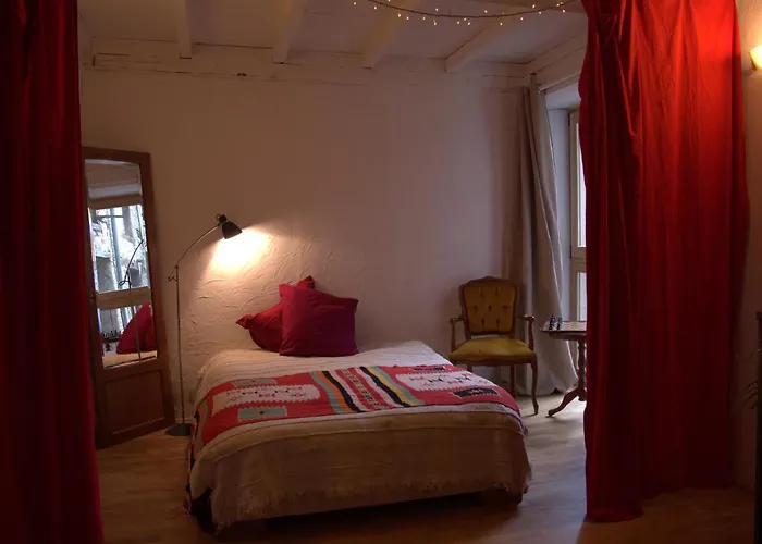 بيت للعطل Chaleureuse Maison Avec Jacuzzi Mas-d'Azil